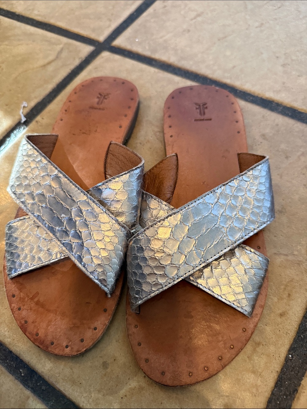 Frye Silver Textured Crisscross Leather Slide Sandals